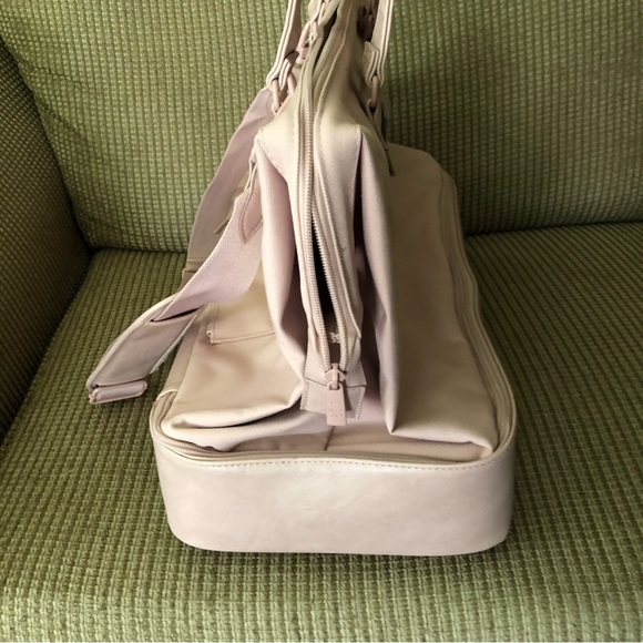 BRAND NEW! Beis The Weekender Bag Atlas Pink 16 x 19 x 10 - Picture 4 of 12